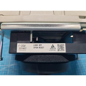 Disjoncteur à boîtier moulé Fuji NF250CV (avec poignée rotative) NF250CV-3P-125A + F-2SV, utilisé comme équipement semi-conducteur d'occasion - Product Image 5