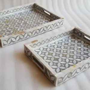 Plateaux de service et de rangement contemporains en résine et nacre pour le Ramadan et l'Aïd – Assiettes de service modernes pour tables basses - Product Image 3