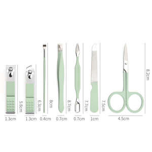 Juego de Manicura y Pedicura Profesional de Lujo 7 en 1 de Acero Inoxidable con Diseño Portátil - Product Image 5