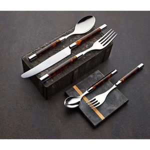 ชุดมีดสแตนเลสสตีลแบบคลาสสิกชุดรับประทานอาหารค่ำพร้อมด้ามด้ามยาวสุดหรูชุบเงินหรูหรา - Product Image 3