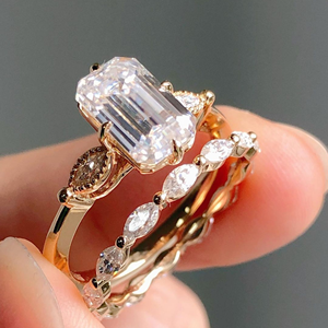 แหวนเพชรโมซิสซาไนต์4 CT EF VVS มรกตสีขาว18K พร้อมกุหลาบชุบทองเครื่องประดับแฟนซี - Product Image 1