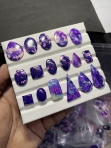 Cabochons en Sugilite en gros, pierres précieuses en vrac de formes variées, pour la fabrication de bijoux - Product Image 1