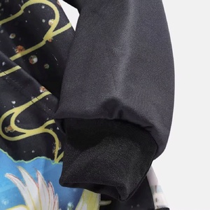 เสื้อฮู้ดดี้พิมพ์ลายกราฟิกแบบกำหนดเอง ผลิตจากโพลีเอสเตอร์ 100% รับผลิตแบบ OEM ลายภูเขา พิมพ์ลายแบบ Sublimation เสื้อฮู้ดดี้ผ้าฟลีซสำหรับผู้ชาย ผู้ผลิตเสื้อฮู้ดดี้ลายกราฟิก - Product Image 4