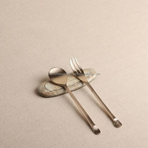 เครื่องใช้บนโต๊ะอาหารลายหินอ่อนทำมือทันสมัยสำหรับตกแต่งโต๊ะรับประทานอาหารและอุปกรณ์เสริมในห้องครัวที่มีสไตล์ดีไซน์บนโต๊ะ - Product Image 4