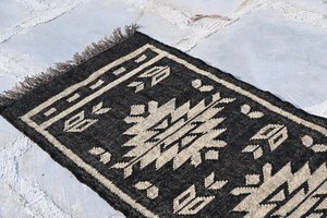 Tapis Kilim en laine et jute tissé à la main, écologique, antidérapant, noir ivoire, géométrique, tissage plat, pour salon, couloir - Product Image 6