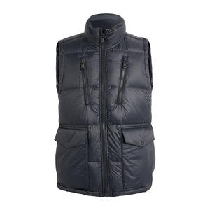 Chaleco Acolchado de Invierno para Hombre, 100% Poliéster, Cuello Alto, Impermeable, con Cierre y Dos Bolsillos Laterales, Logotipo Personalizado Bordado, Sin Mangas - Product Image 1