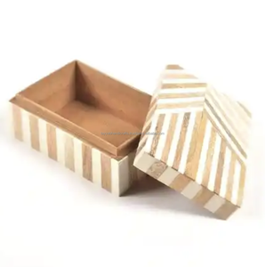 Caja de regalo de madera con acabado natural Caja decorativa de madera cortada con láser MDF personalizable de la India - Product Image 1