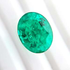 Esmeralda de Laboratorio Estilo Colombiano, Corte Ovalado, 9.70×12.30 mm, Piedra Verde Individual para Engastar, Accesorios y Trabajos de Bricolaje - Product Image 4