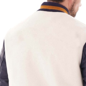Chaqueta Universitaria de Béisbol Personalizada al por Mayor, Fabricada Profesionalmente, 100% Lana/Cuero, Lona Ecológica, Estilo Urbano - Product Image 4