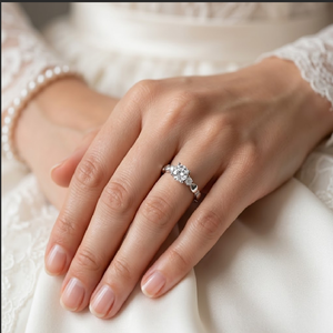 แหวนแต่งงาน/หมั้นเพชรแท้ทองคำขาว 18k ดีไซน์คลาสสิคหรูหราจากฮ่องกง ข้อเสนอสุดพิเศษสำหรับวันครบรอบ - Product Image 5