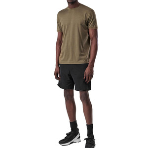 Camiseta de cuello redondo para hombre, manga corta, tejida, lisa, informal, para uso diario, con logo personalizado, proveedor mayorista de Pakistán y China, personalizable. - Product Image 4
