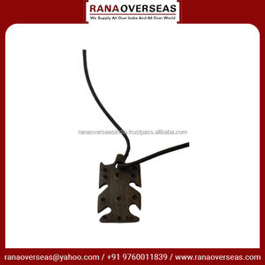 Pendentif en métal de qualité supérieure Artisanat de qualité supérieure Bijoux à la mode et abordables pour hommes et femmes à un prix raisonnable - Product Image 6