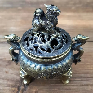 Brûleur d'encens Bakhoor élégant de style moyen-oriental, avec des matières premières 100% naturelles et écologiques, pour la décoration de la maison à l'odeur d'Oud arabe - Product Image 3