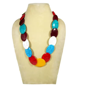 Collar Moderno de Resina Acrílica, Cuentas Rectangulares Geométricas Rojas y Negras, Joyería Pulida de Diseño - Product Image 4