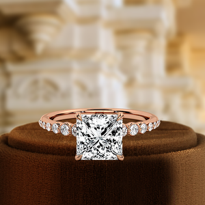 Bague de fiançailles chrétienne en or jaune 14 carats avec diamant de laboratoire taille princesse 1,5 carat certifié IGI, sertie à griffes, cadeau d'anniversaire de mariage - Product Image 2
