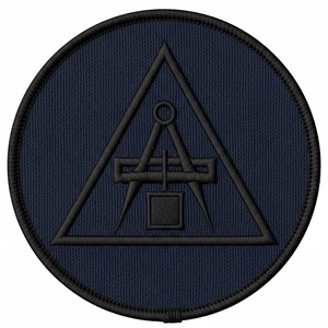 Parche Triangular con Letra G Masónica, Bordado en Rojo Granate, Insignia de la Francmasonería, Aplique para Uniforme Ritual, Emblema para Coser - Product Image 6