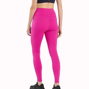 Leggings para mujer, rojos y negros con estampado, súper suaves, pantalones deportivos de yoga para niña, de fibra de bambú, talla grande, leggings para mujer de Pakistán - Product Image 3