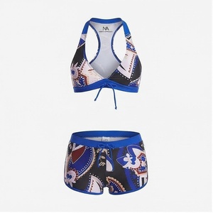 Ensemble tankini imprimé 2 pièces pour femme avec haut dos croisé et short, maillot de bain à séchage rapide - Product Image 1