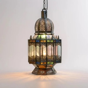 Farol Metálico Marroquí Rectangular, Portavelas Colgante, Diseño Decorativo con Calados, Decoración para el Hogar, Duradero - Product Image 4