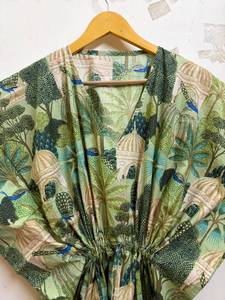Robe longue décontractée en coton vert à imprimé floral pour femme, col en V, manches chauve-souris, imprimé safari, tenue de vacances, tunique d'été décontractée, coupe classique - Product Image 3