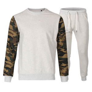 Conjunto Deportivo de Sudadera con Capucha y Pantalones Jogger con Estampado Camuflado, Marca Privada, Corte Regular para Hombre, con Cordón Ajustable, Dos Piezas - Product Image 2