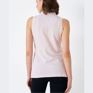 Polo d'entraînement de golf pour femmes sans manches en tissu doux et flexible - Product Image 2