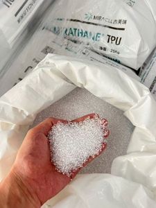 Granulés de polyuréthane thermoplastique TPU E185 E190 pour la production de semelles de chaussures, granulés de TPU flexibles pour semelles extérieures de chaussures - Product Image 4
