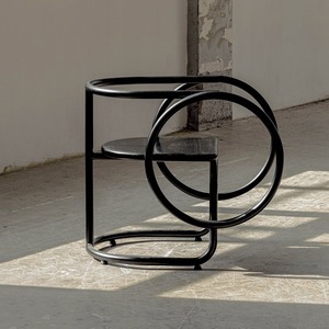 Fauteuil à bascule moderne du milieu du siècle, tissu bleu, structure métallique, base en bois, meubles de salon - Product Image 4
