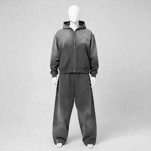Nuevo Estilo Conjunto de Sudadera con Capucha y Pantalones Acampanados de Talla Grande para Hombre, con Cremallera, Efecto Desgastado, Pedrería y Lavado Ácido, Estilo Urbano - Product Image 1