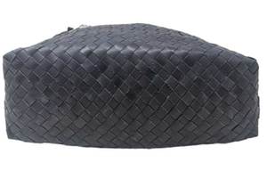 ผู้ผลิตและผู้ส่งออกกระเป๋าสะพายข้างคุณภาพพรีเมียม ขายส่งจำนวนมาก ราคาโรงงานโดยตรง - Product Image 4