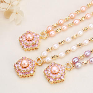 Collar de Joyería de Moda con Colgante Giratorio Personalizado de Perla de Agua Dulce con Incrustaciones de Circonio al por Mayor - Product Image 1