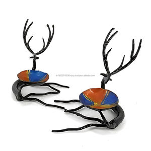 Portavelas de hierro con forma de reno antiguo hecho a mano, decoración tradicional creativa para el hogar, tradiciones indias inspiradas, Ins Tribal único - Product Image 3