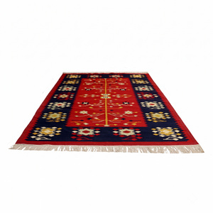 Alfombra de Lana con Medallón Geométrico Rojo Marino, Estilo Moderno, Antideslizante, Ecológica, Hecha a Mano, con Flecos, para Sala de Estar o Dormitorio - Product Image 2