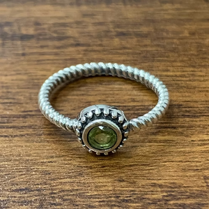 JAIPUR SILVER Vintage-inspired Fashionable 2.4 Grams <b>Peridot</b> Natural Stone <b>Ring</b> Best for Gifts Daily Wear - Product Image 3