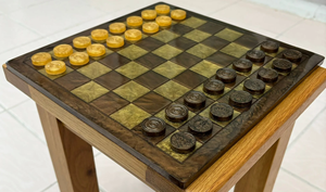 Juego de Ajedrez con Caja de Resina, Piezas de Ajedrez de Resina de Lujo en Rosa y Blanco - Product Image 4