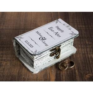 Boîte à alliances en bois personnalisée à 2 emplacements |   Boîte à bijoux géométrique à découpe diamantée |   Boîte de fiançailles en bois de luxe pour deux bagues - Product Image 6