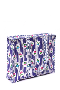 Bolso tote de algodón acolchado con estampado artesanal, estampado a mano con rayas índigo y motivos florales, bolso de viaje, bolso de hombro grande artesanal - Product Image 3