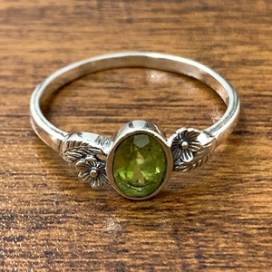 2.2 Grams <b>Peridot</b> Fashion <b>Ring</b> - Product Image 1