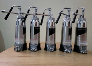 Mini Pistola de Nitrógeno Líquido, Sistema de Nitrógeno Líquido de Acero Inoxidable, Mini Pistola Criogénica de 500 ml para Dermatología - Product Image 5