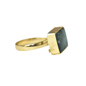 Bague tendance Laxmi Jewellers en pierre verte, corindon naturel carré serti clos, laiton plaqué or, bijoux fins pour femme, usage quotidien - Product Image 4