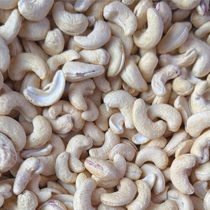 Hot Sales High Quality Cashew <b>Nuts</b> Wholesale W180 Cashew <b>Nuts</b> W320 Price Santigo Cashew Vietnam OEM, ODM - Product Image 1
