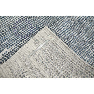 Élégance allemande Tapis kilim en nid d'abeille argenté de 50 pouces noué à la main pour le salon ou la chambre à coucher - Product Image 3