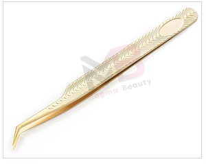 แหนบต่อขนตาปลายแหลมรูปตัว L 45 องศา 90 องศา ยี่ห้อ Private Label ทำจากสแตนเลสแท้ 100% สำหรับต่อขนตาแบบ Volume สีทอง - Product Image 6