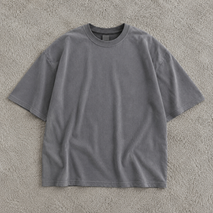 เสื้อยืดทรงบ็อกซี่พรีเมียมสำหรับผู้ชาย ผ้าคอตตอนหนานุ่ม ทรงโอเวอร์ไซส์ สีเทา สไตล์สตรีทแวร์ ผ้าแคนวาสสีเทาฟอกกรด - Product Image 1
