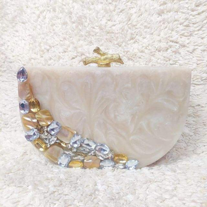 Nuevo Diseño de Bolso de Mano de Resina para Mujer, Bolso de Mano Tipo Clutch de Resina para Mujer, Bolso de Mano para Fiesta de MULTI CRAFT - Product Image 1