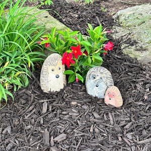 Acacia Wood <b>Hedgehog</b> Figurine Wholesale | Hand-Carved Sustainable <b>Wooden</b> Sculpture - Product Image 5