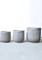 Maceta Horti Club Y-008 Nórdica para Interiores y Exteriores, Moderna, con Borde Dentado, Ecológica, de Plástico PP con Recubrimiento en Polvo, Duradera y Ligera - Product Image 2