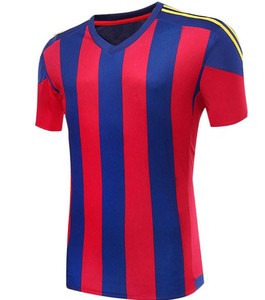 Conjunto Deportivo Personalizado de Alta Calidad para Niños, Camiseta de Fútbol de Manga Corta Verde con Estampado por Transferencia Térmica - Product Image 4