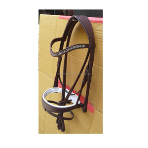 กลองผักควายอินเดียย้อมหนังสีน้ําตาลกายวิภาคศาสตร์ม้าสะดือด้วยคริสตัลด้วยอุปกรณ์ม้าเบาะนุ่มสีขาว - Product Image 1