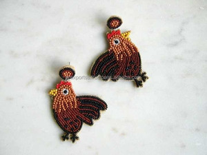 ต่างหูลูกปัดถักโครเชต์ขนาดเล็กสำหรับงานปาร์ตี้ต่างหูห้อยตามสั่งขนาดคลาสสิก - Product Image 2